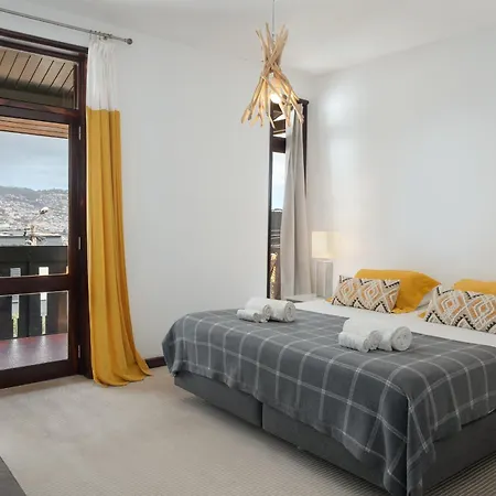 Charming Villa, Spacious, Beautiful Views! Villa Funchal (Madeira)